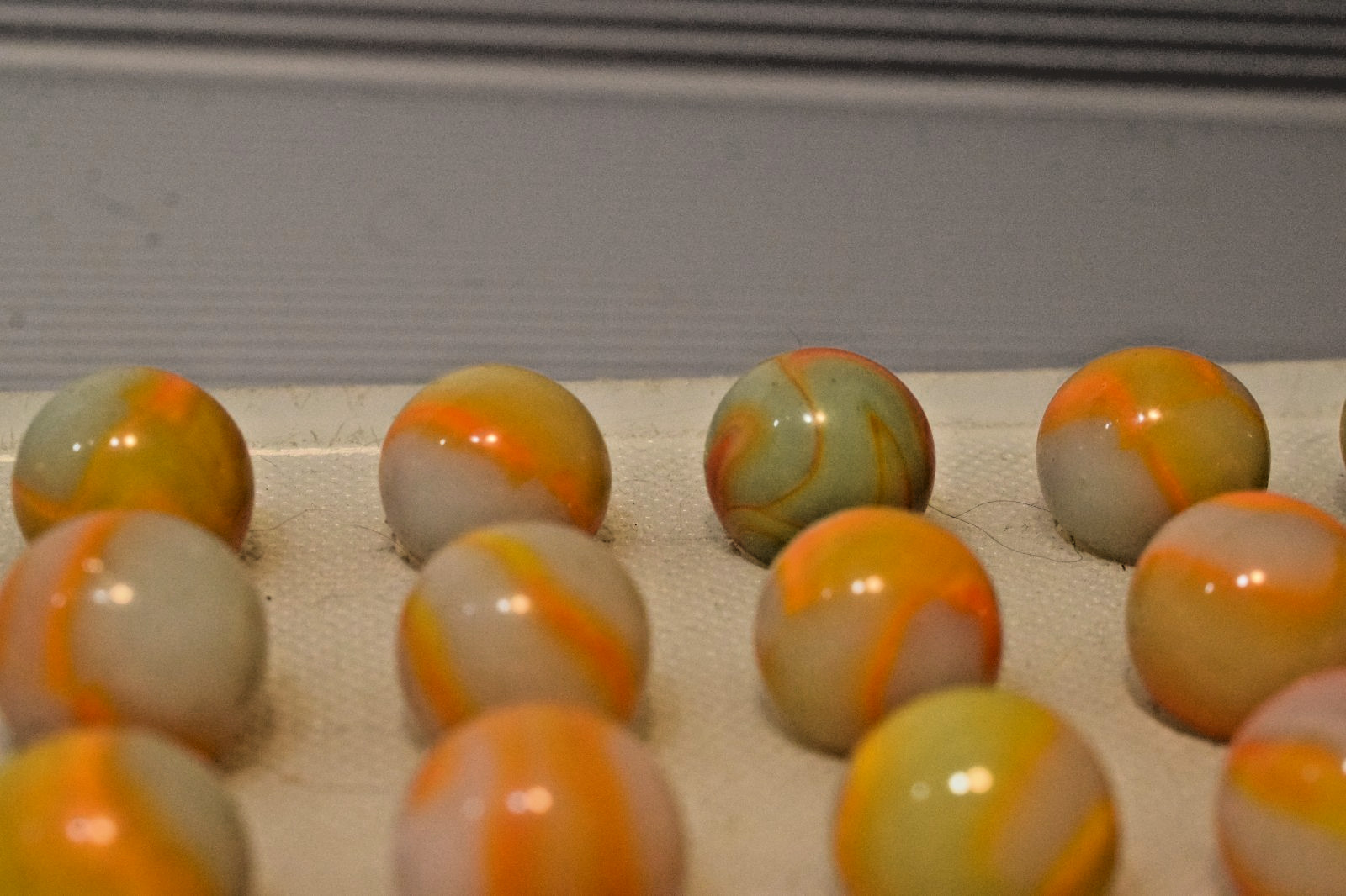 VITRO AGATE TIGER EYE MARBLES PELTIER RAINBO MUDDIES 49PC MIX LOT YELLOW ORANGE