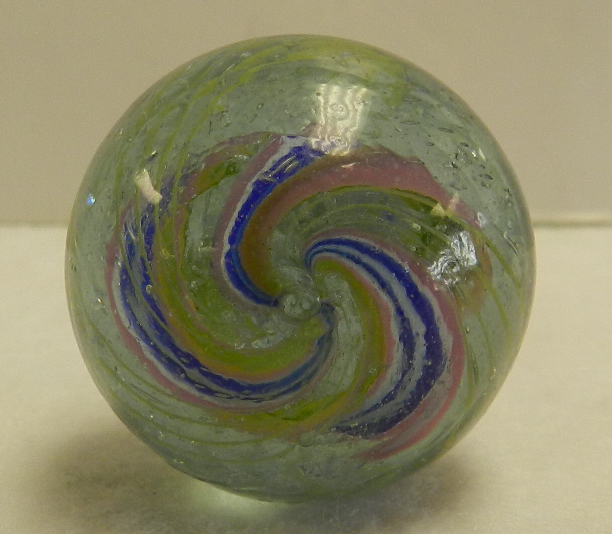 #16889m Bigger 1.08 Inches Divided Ribbon Swirl Marble