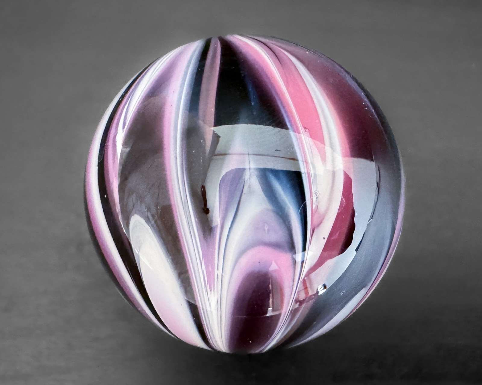Steve Davis 1.5″ Pink White Black Swirl Handblown Art Glass Marble