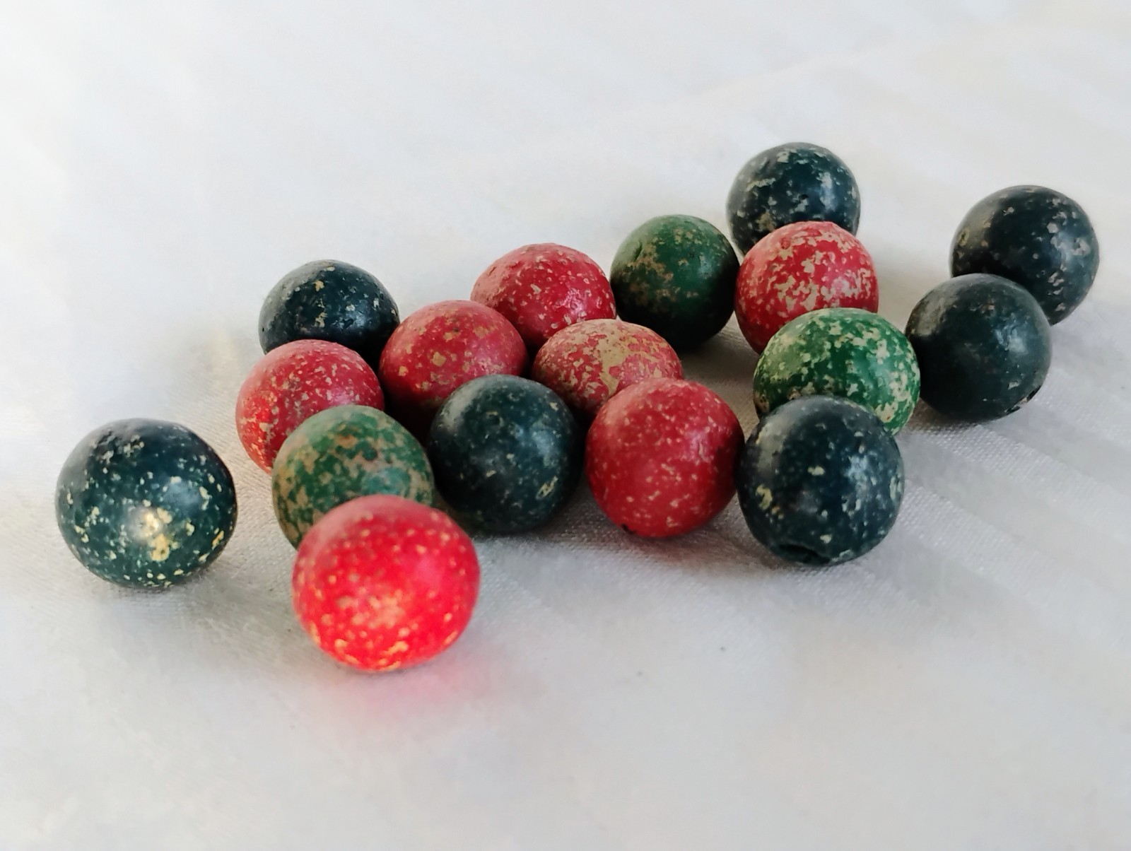 Antique Clay Marbles Lot of 17 Size 7/16″ Fun colors!