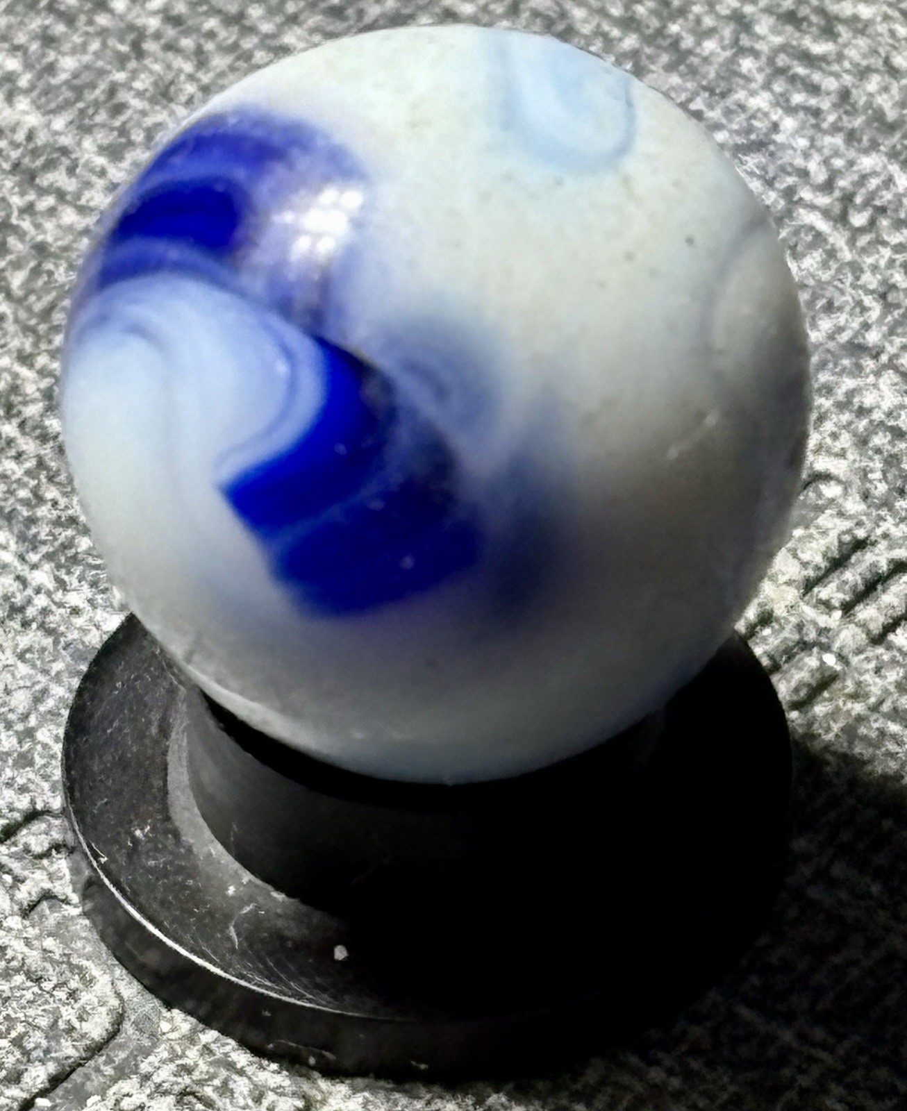 VTG Alley Agate Company Navy Blue & White Swirl Marble .61”see Pics