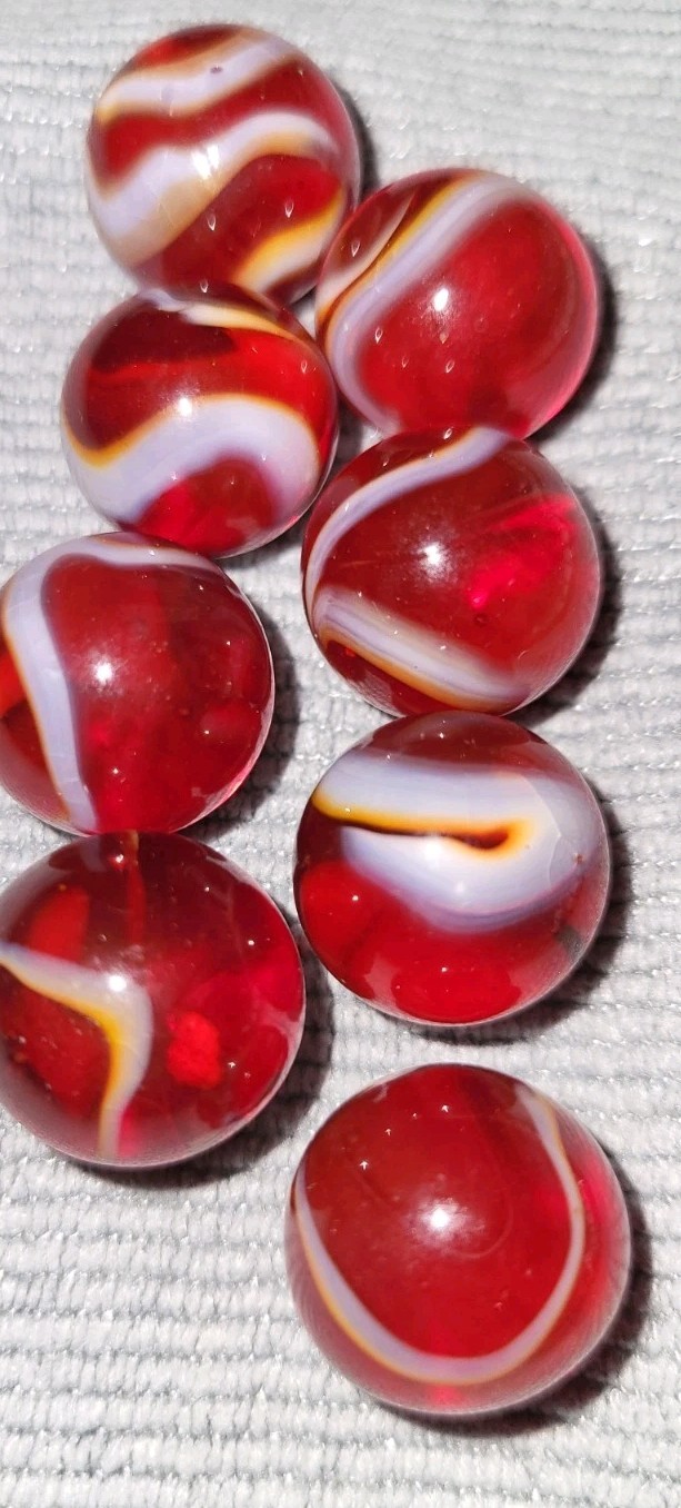 Vacor Marble Lot Rooster Transparent Red Base Whitetail Swirls 5/8″ Marbles