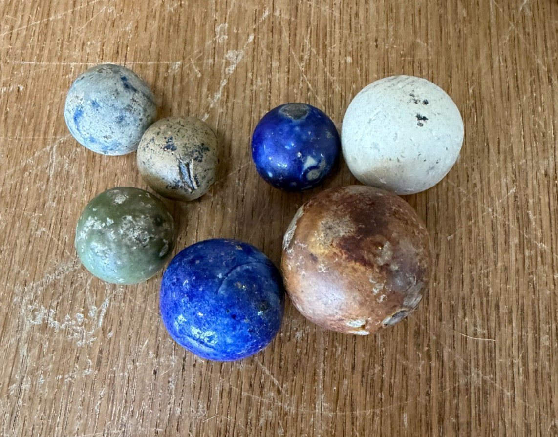 Lot of 7 Large Antique Clay Marbles 25mm to 39mm In Diameter
