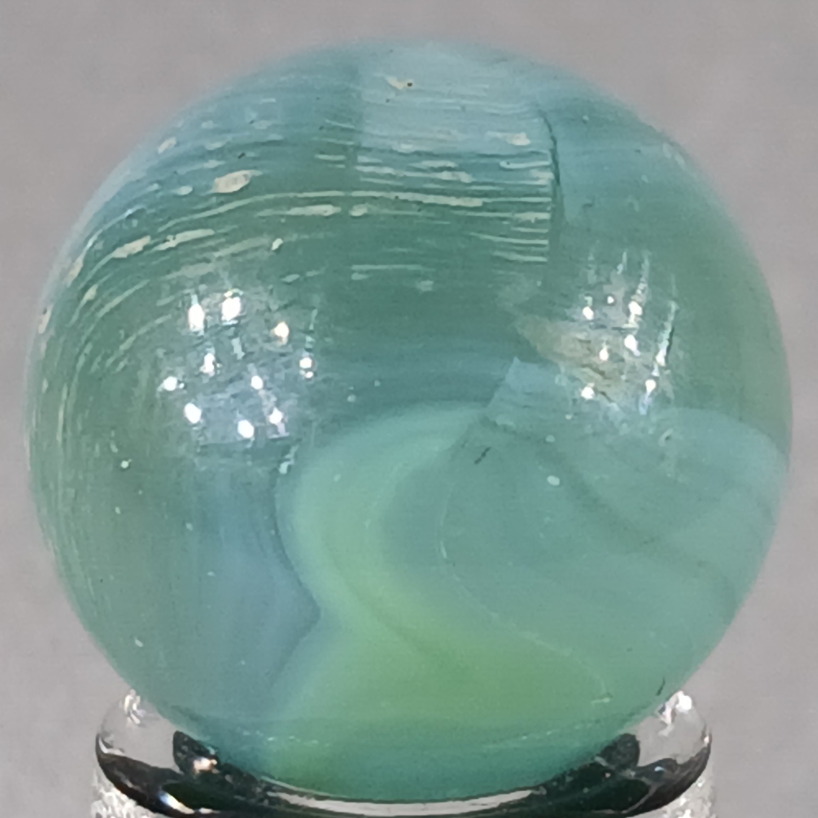 Vintage Vitro Conqueror Marble .60 Inches Near-Mint Condition