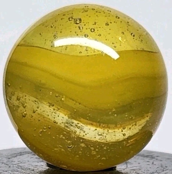 PELTIER GLASS CO. ‘GOLDEN NLR Cross Through’ .64″ Vintage Marble
