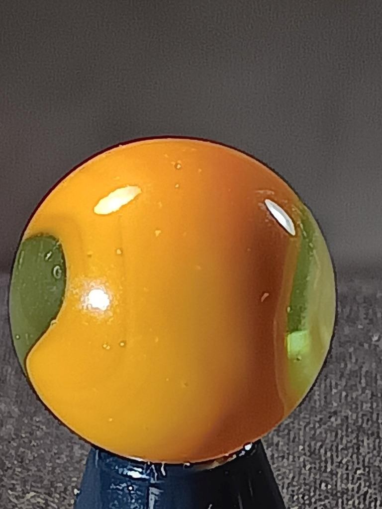 17/32″ Vitro Agate Pumpkin Orange Patch Brushed White on Clear NM Marble A794