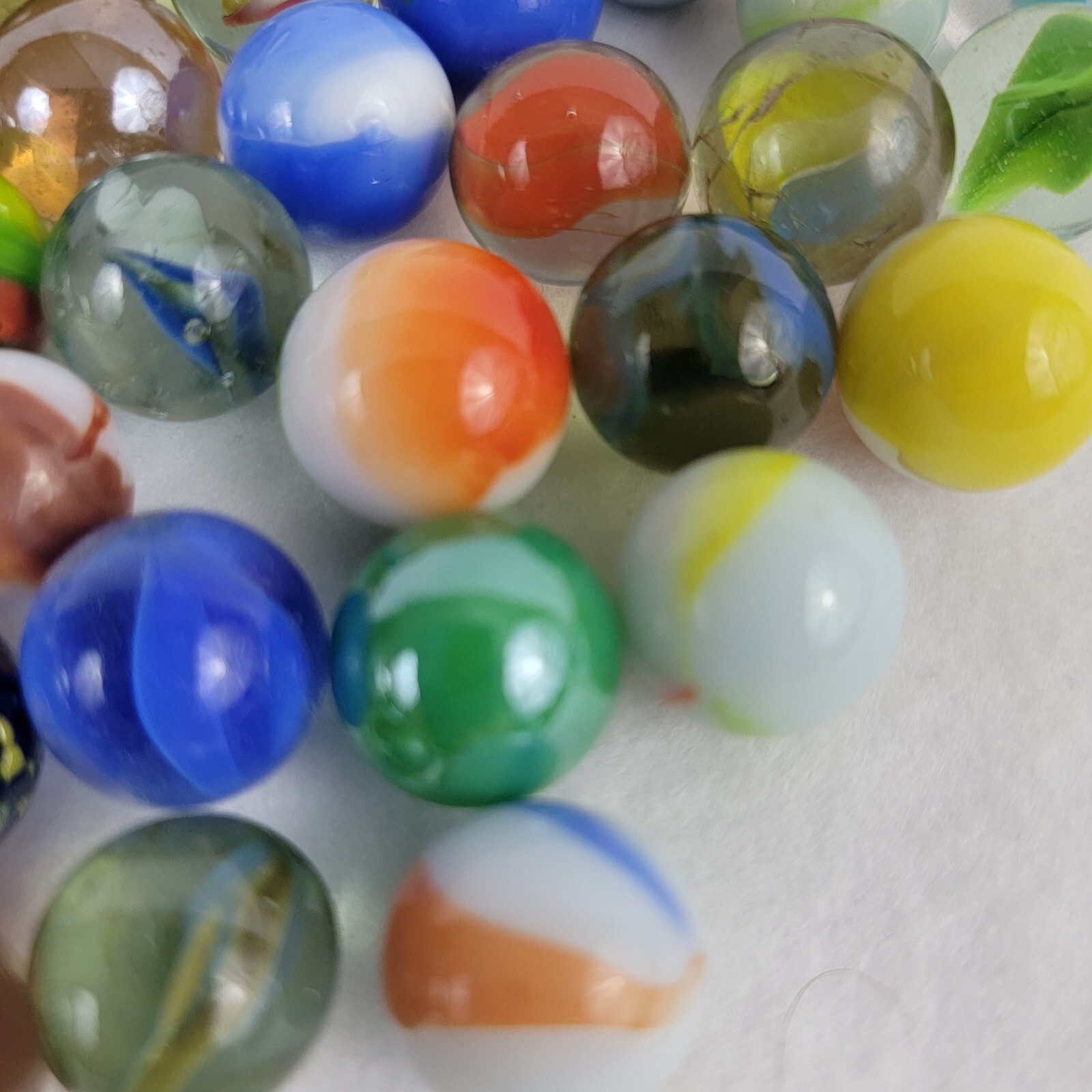 Vintage Glass Marbles Mixed Lot Multicolor 1/2″ Collectible