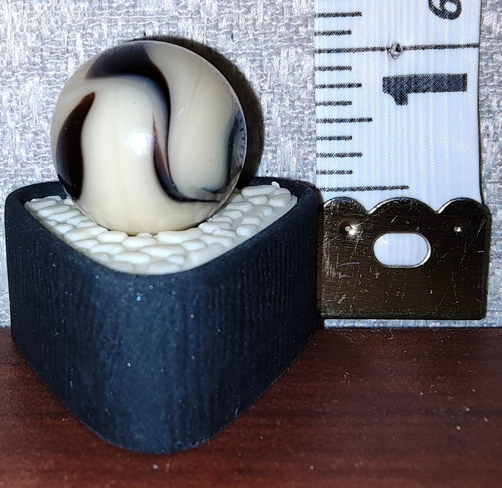 AKRO Agate? MARBLE Peltier? HEART shape SWIRL 1.2 cm .20 Oz!