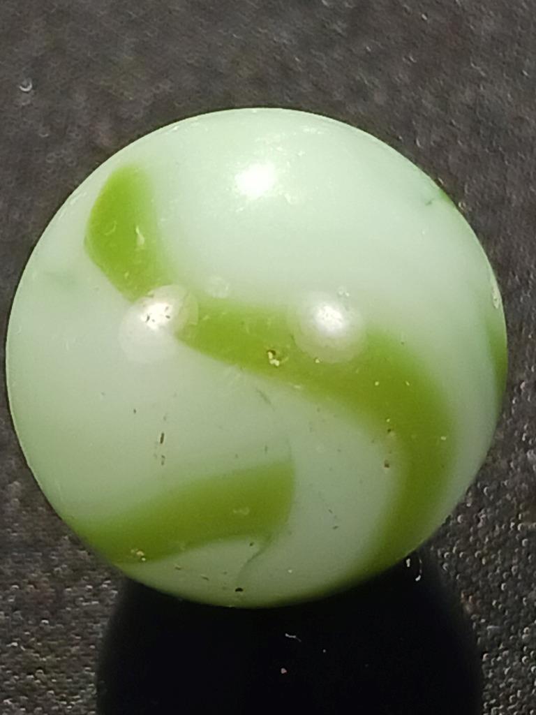 Alley Christensen .57″ Antique Green Mint Swirl Near Mint Serious Marble A190