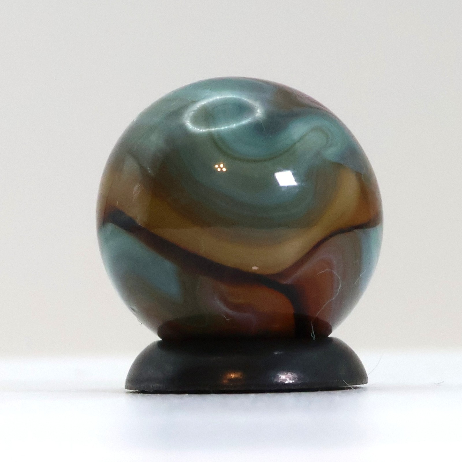 5/8″ Colorful Swirl Marble Translucent Base M-