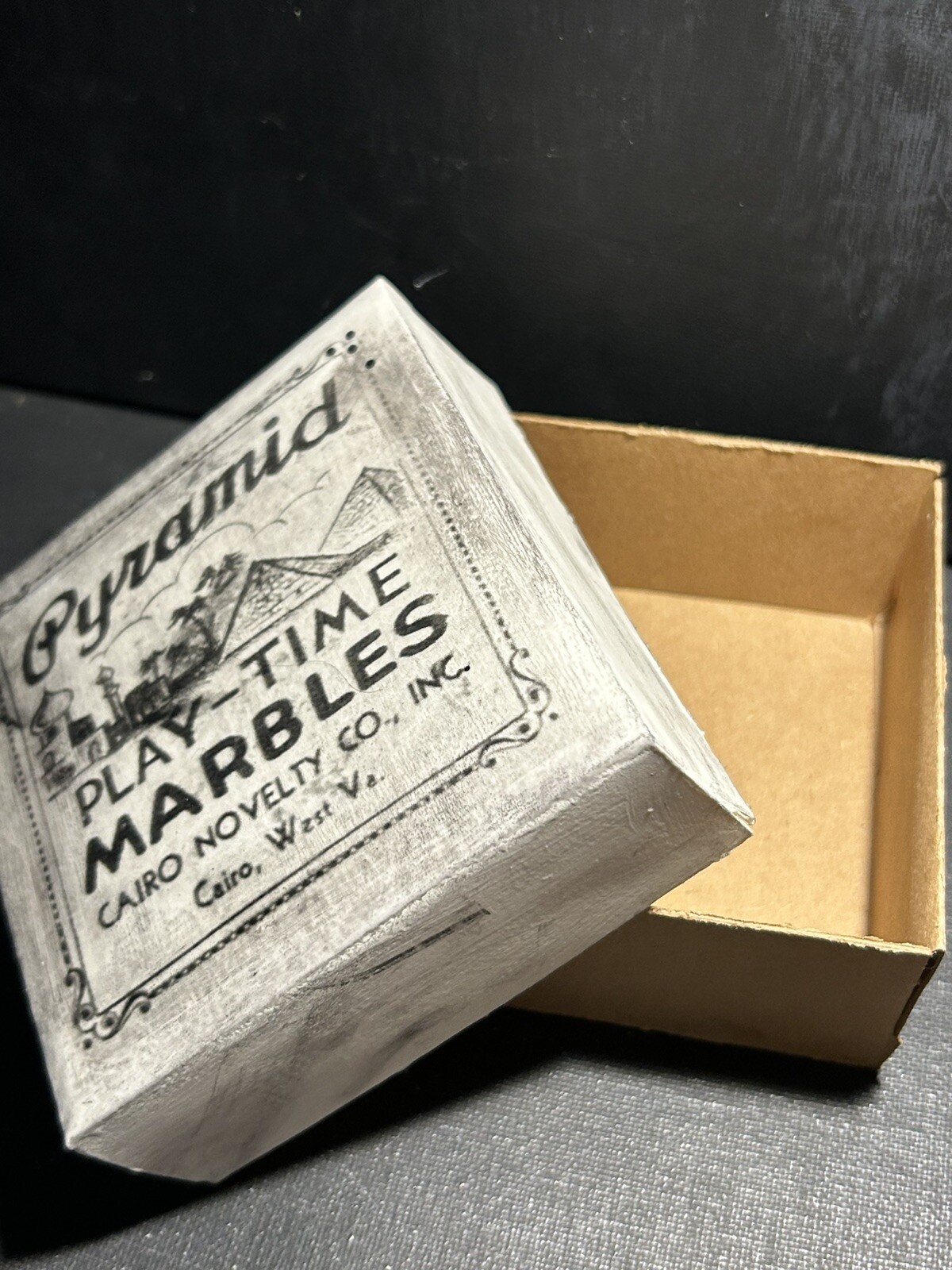 1 Cairo Novelty White Lid Brown Base Deep Marble Box