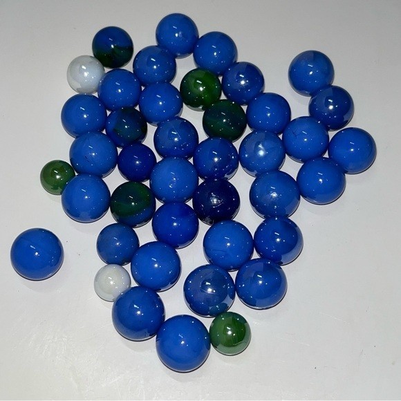 40+ Vintage Glass Marbles Shiny Glossy Blue Green White Solid Colour Lot Swirls