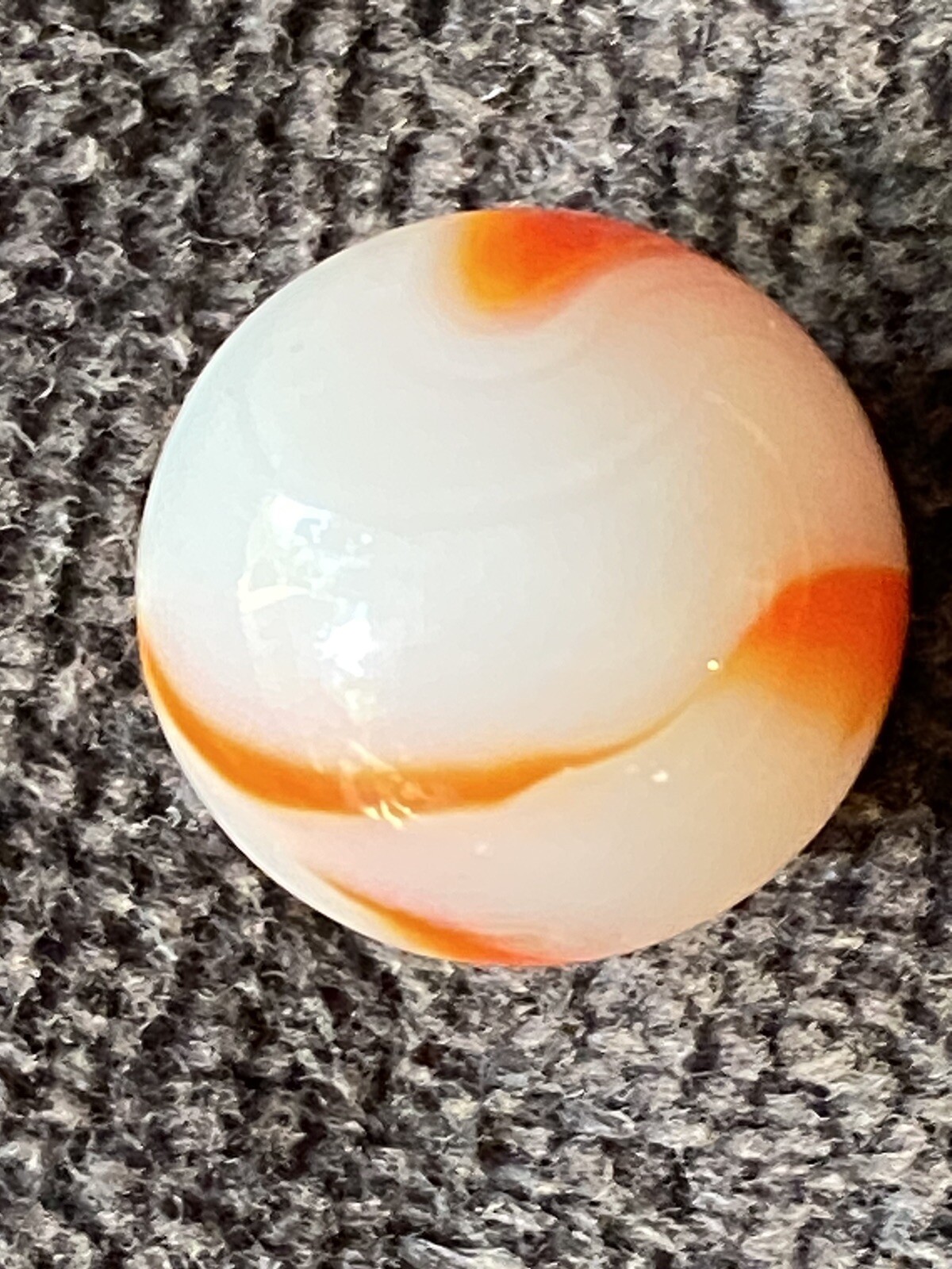 vitro agate marble Red Candy Stripe Devil Tongue Flame Buttermilk 5/8