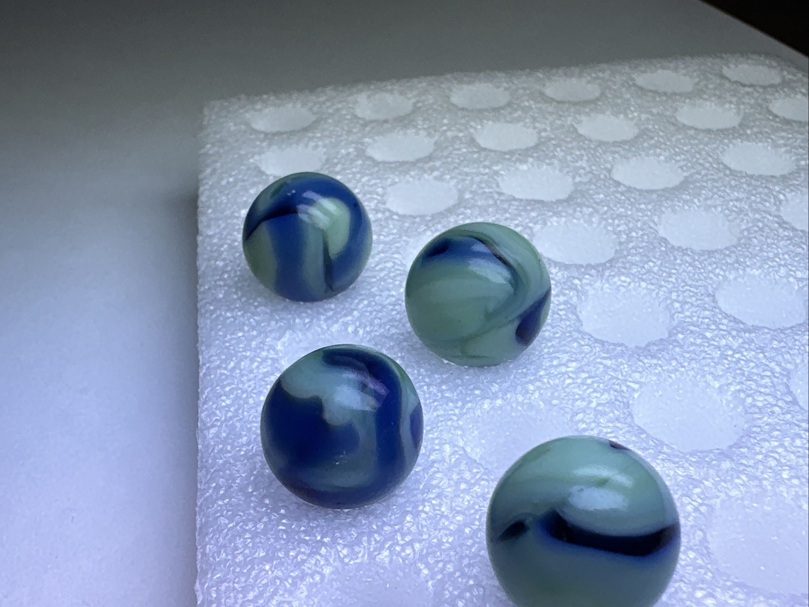 163 Lot of 5 Ravenswood Swirl Vintage Marbles!