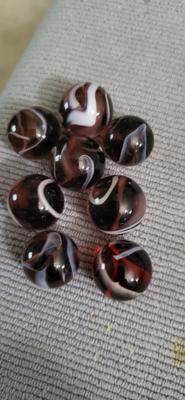 Vacor Marble Lot Octupus Transparent Purple Base White Swirls 5/8″ Marbles