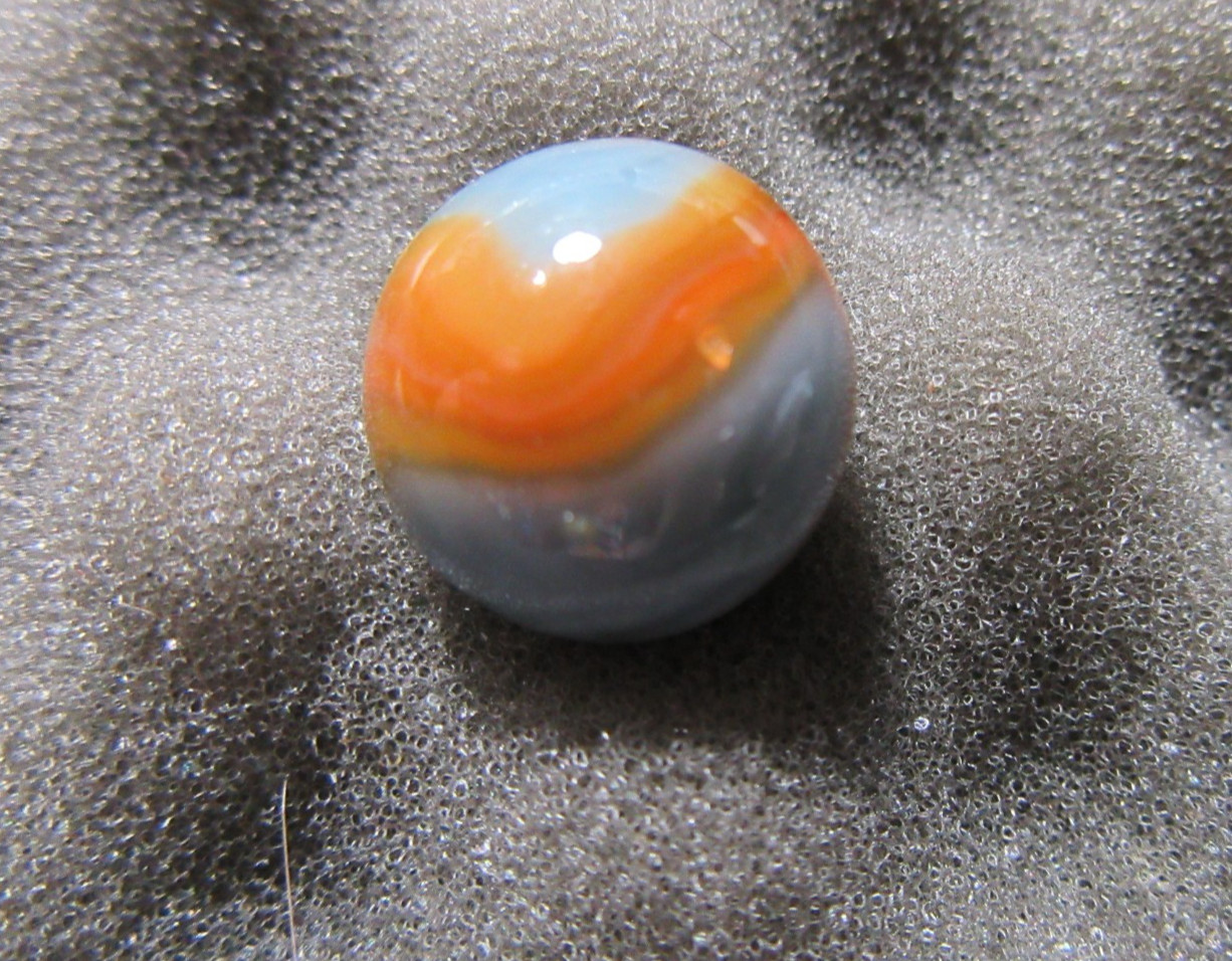 Christensen Agate Marble, Swirl, Amberina. Pre 1938 21/32″