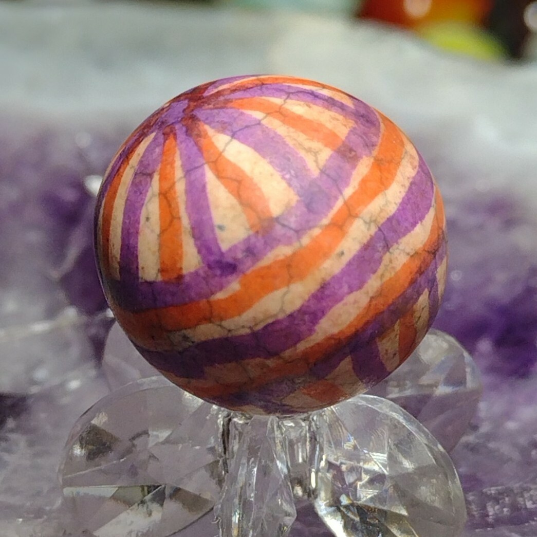 .73″ SWEET HAND PAINTED MARBLES – NM LOOK