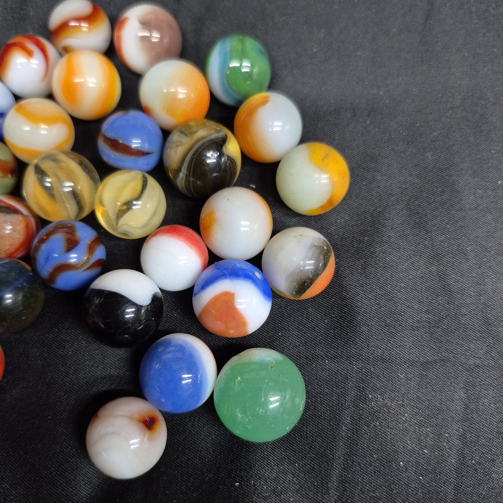 Lot 30 Vintage Marbles Glass Akro Vitro Peltier Marble King Swirl Patch VG USA