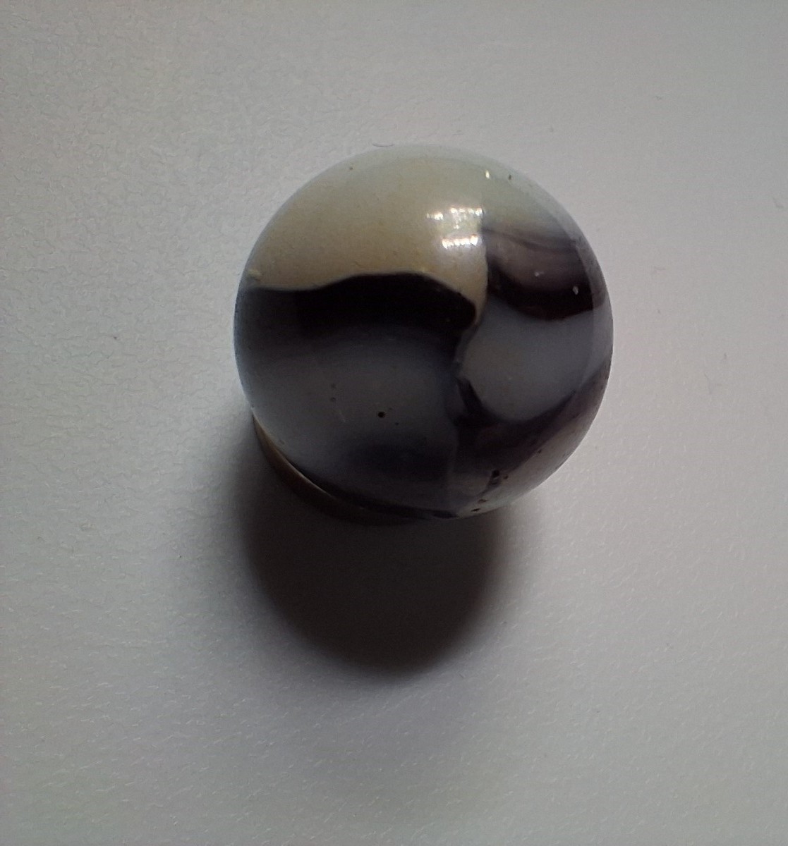 Vintage Peltier Glass NLR AV Zebra Marble .62 Inches