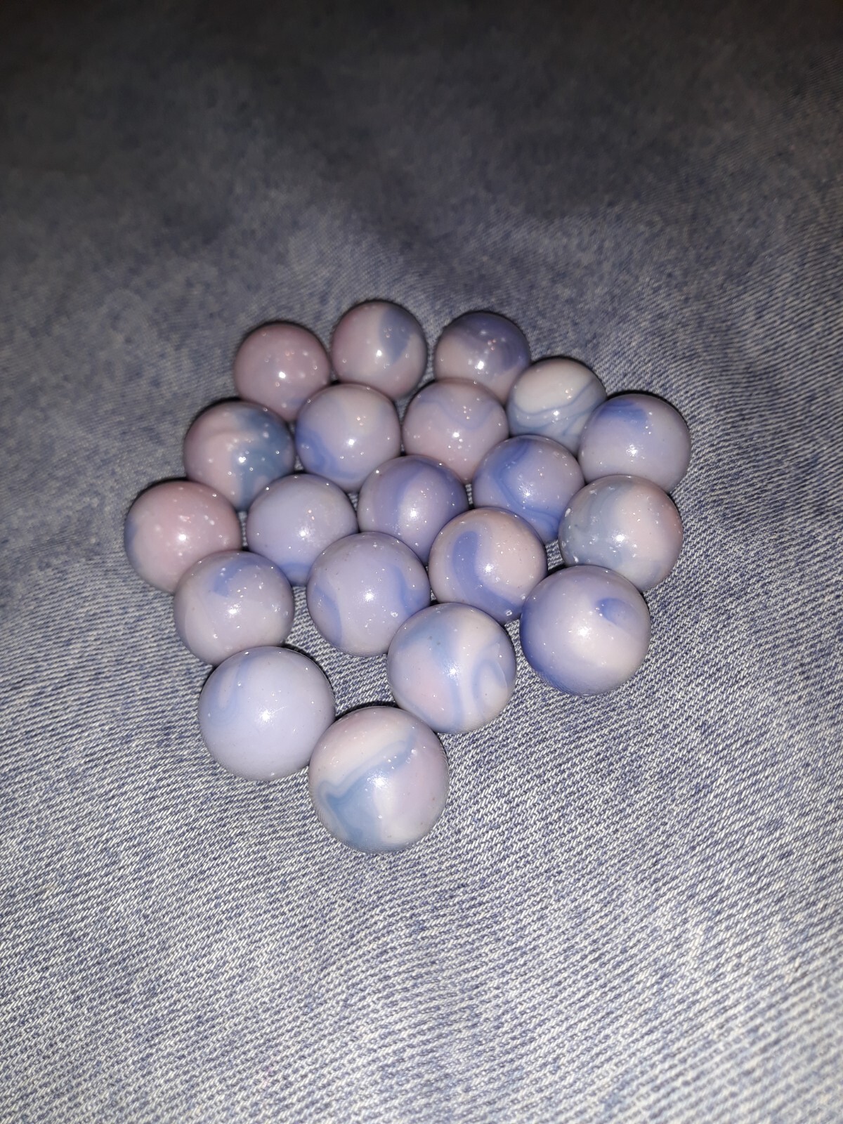 Jabo 20 Fenton Burmese Glass UV Reactive Marbles Florescent Uranium Ultraviolet