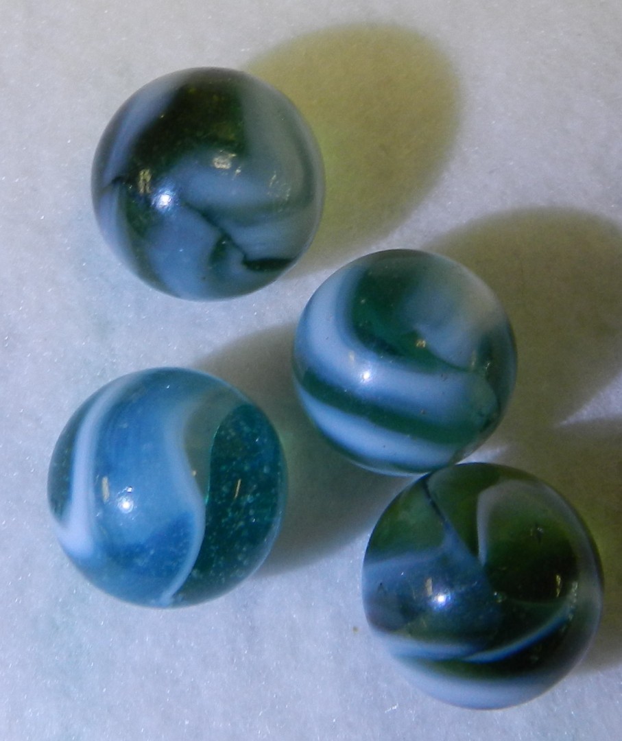 #21057m Vintage Group of 4 Ungraded Peltier Glass Marbles .66 to .69 Inches