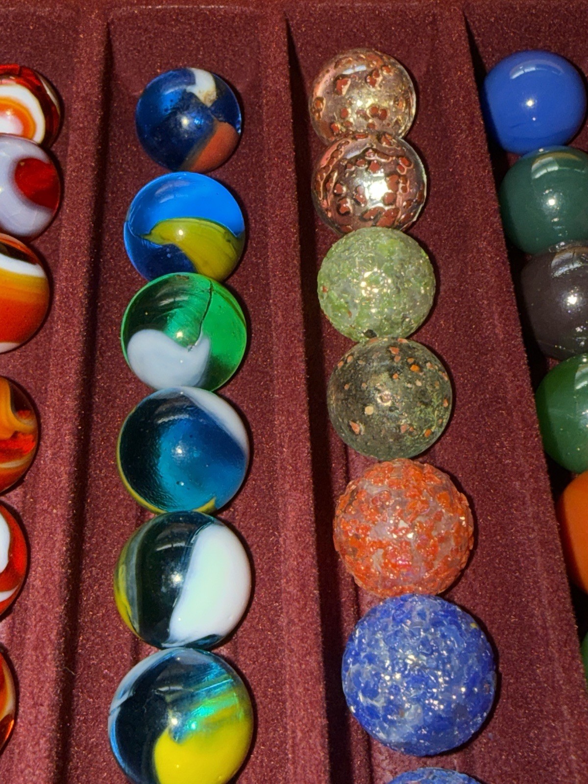 Aristocrat Cigar Box Full Of 118 Assorted Vintage Marbles