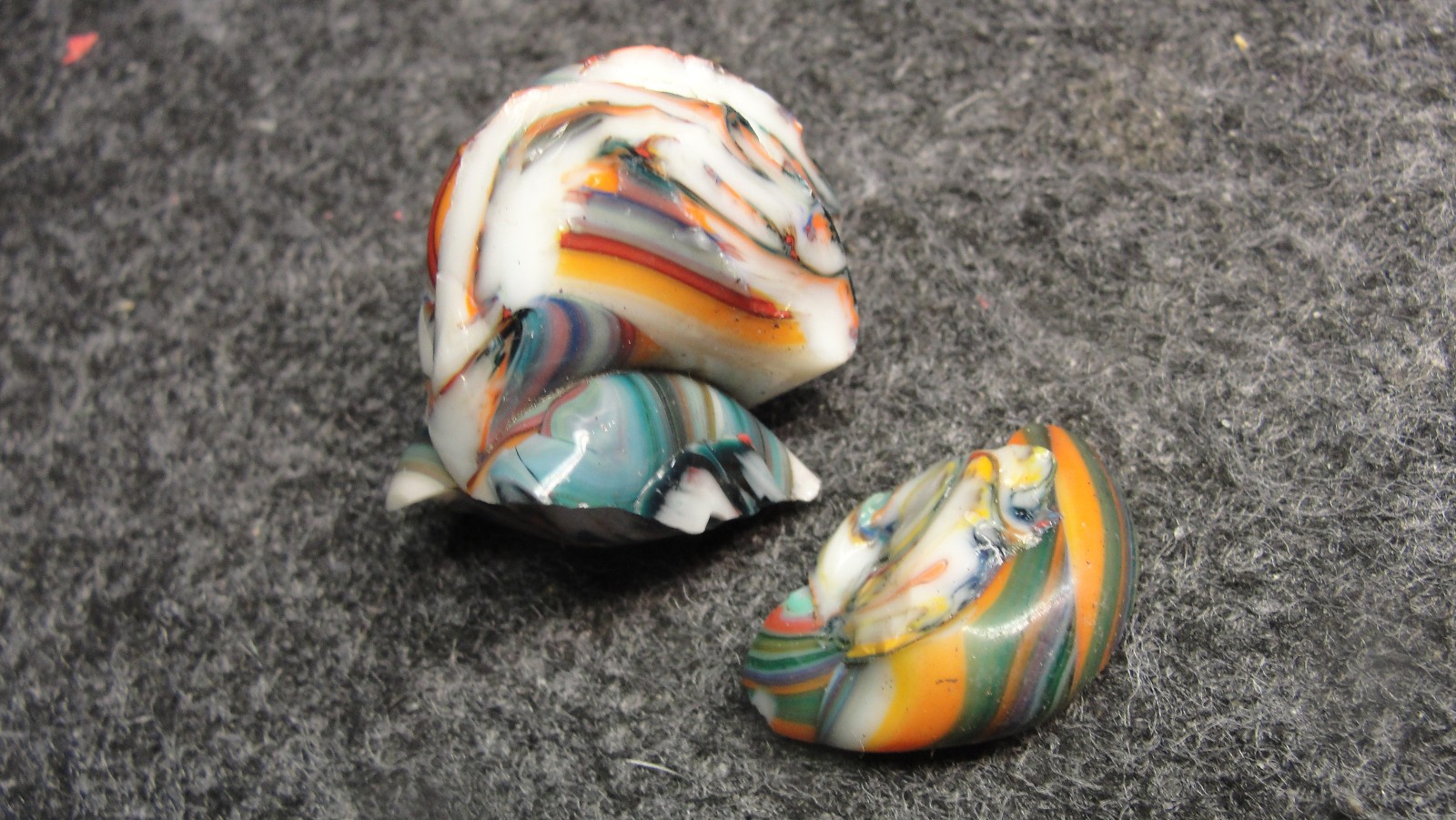 pieces of cullet from Jabo Joker experimental marble runs