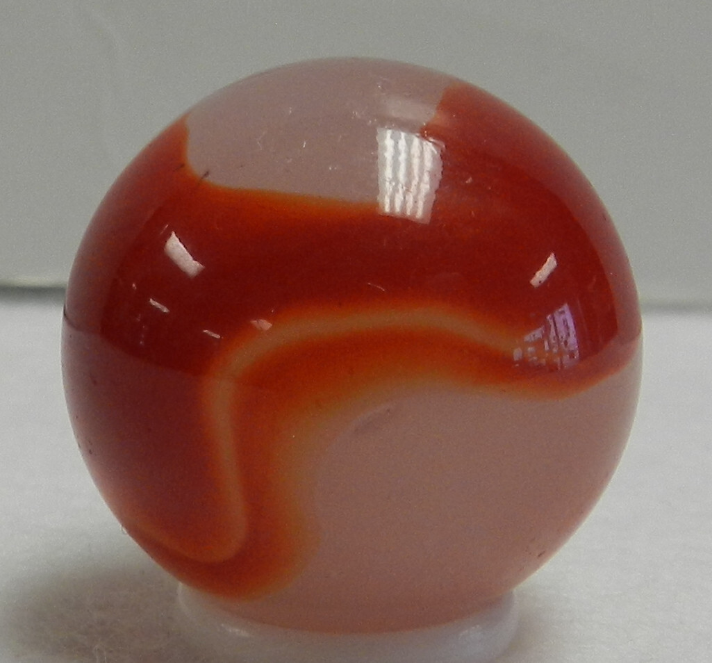 #17859m .98 Inches Vintage Akro Agate Ace Corkscrew Shooter Marble