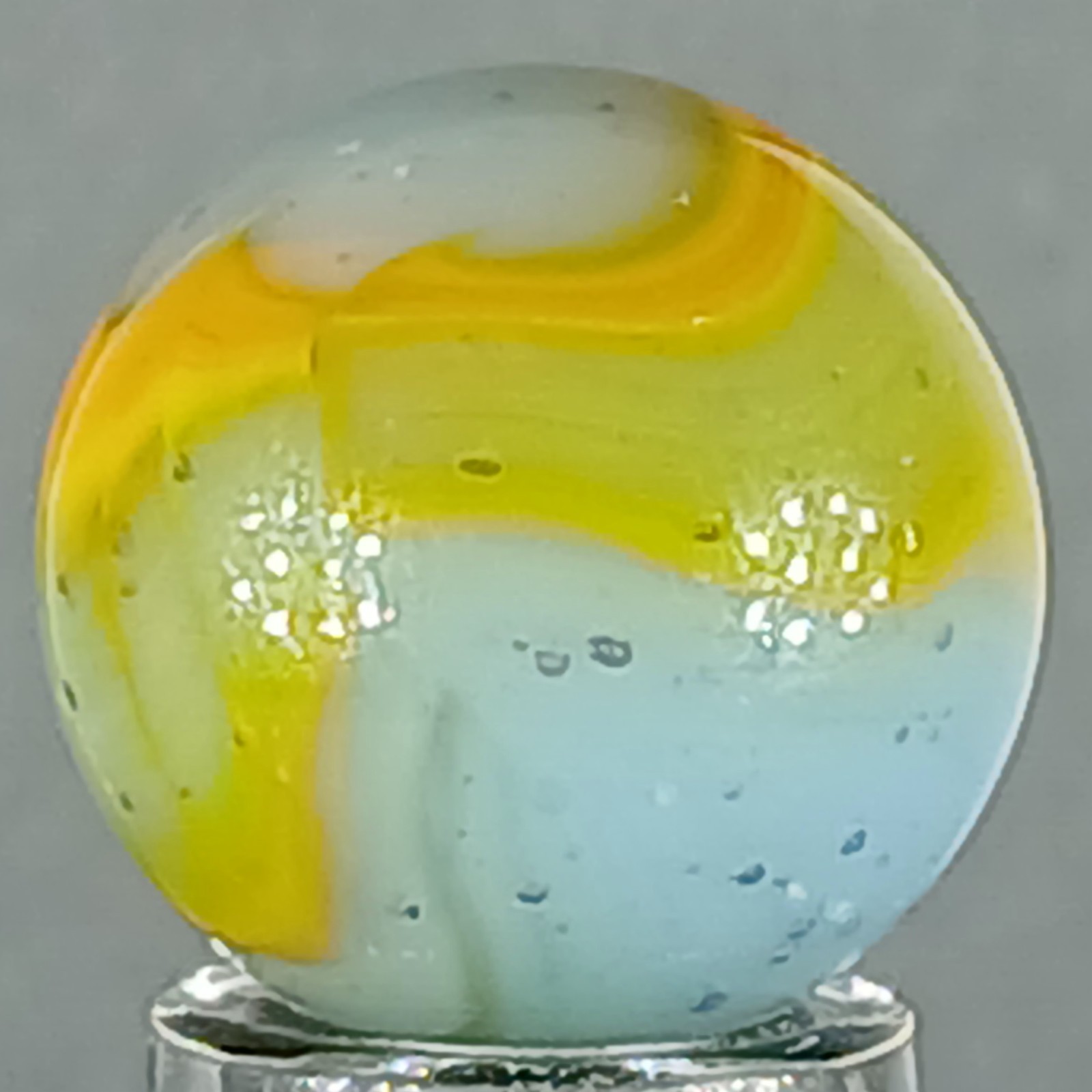 Vintage Peltier Rainbo Marble .62 Inches Near-Mint Condition Combined Shipping