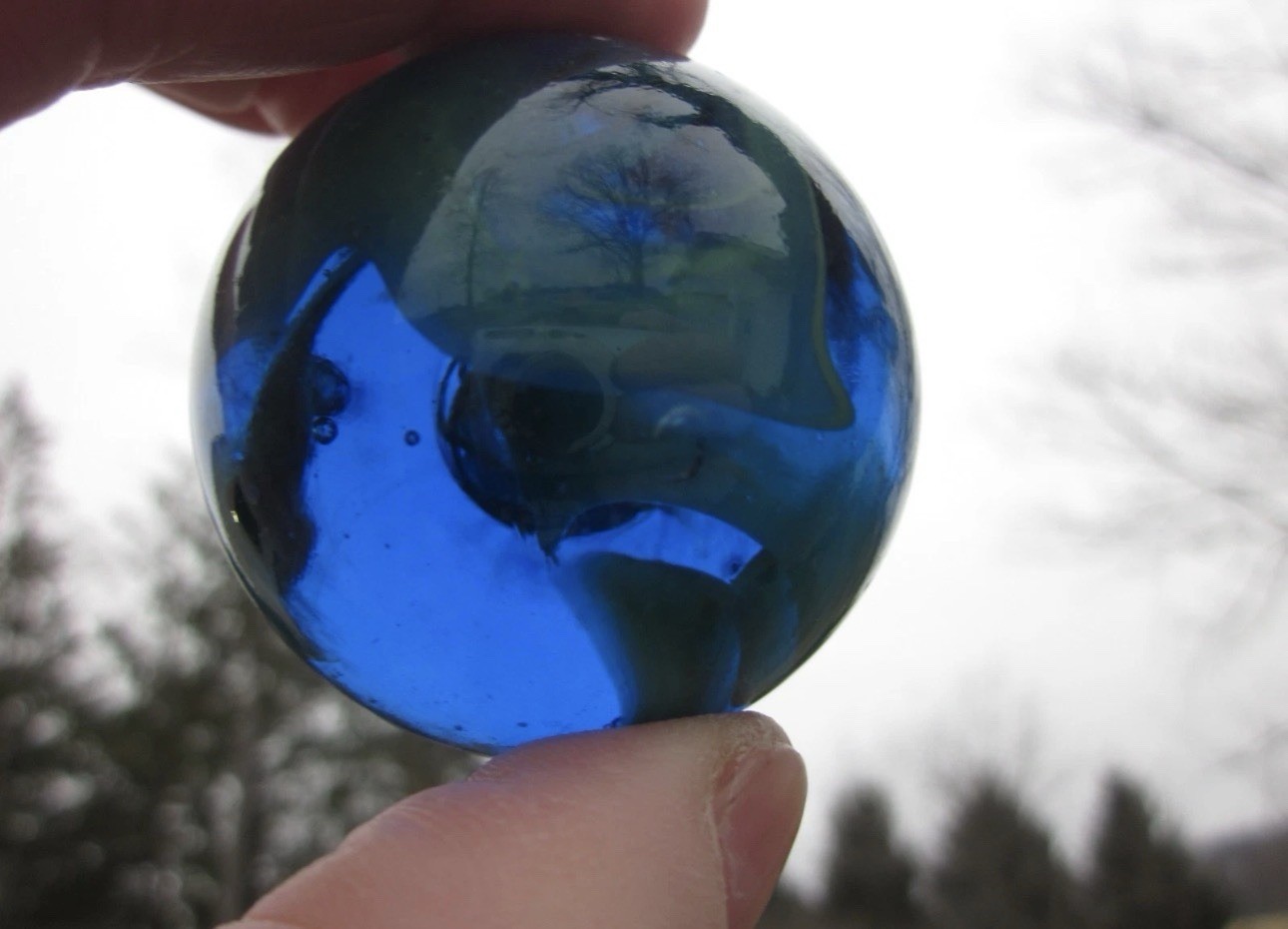 TOE BREAKER 50mm (2″) SEA TURTLE clear Blue/Green Marbles glass ball HUGE Swirl