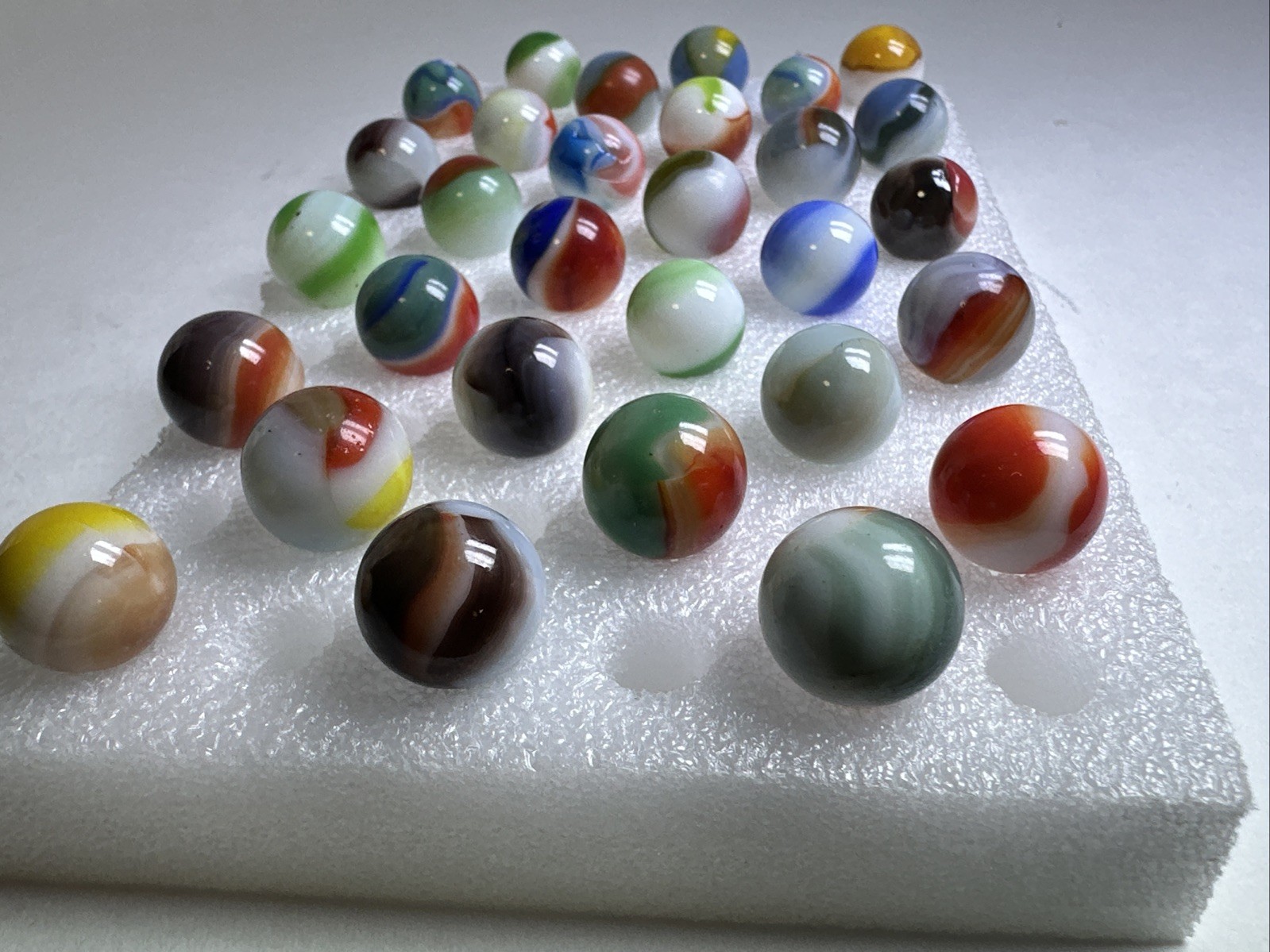 348 Awesome Mixed Lot Of 30 Vintage Vitro Agate Marbles!