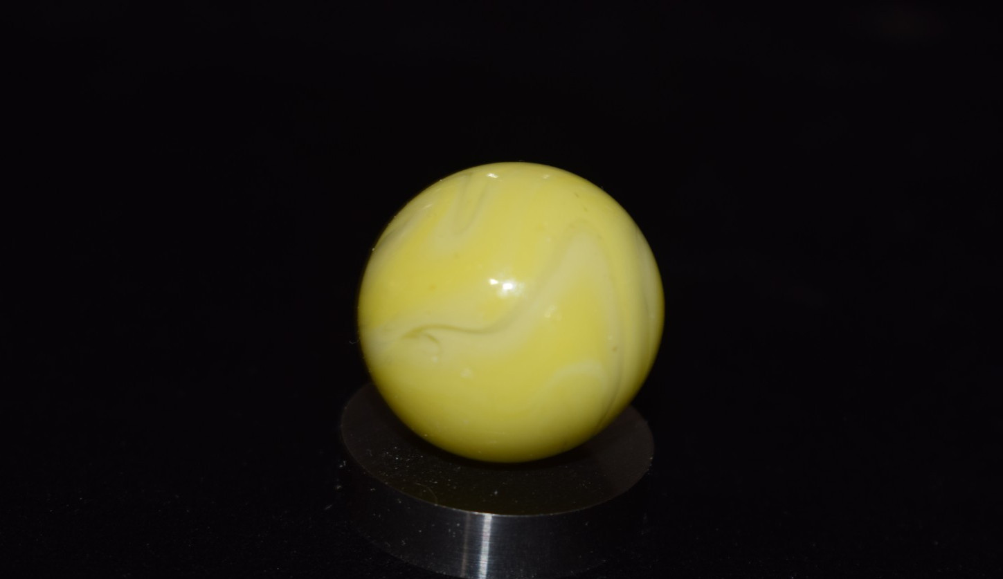 👽➖⏩HTF JABO Classic UV 👽 reactive Electric⚡💡⚡Yellow marble boulder size .937″