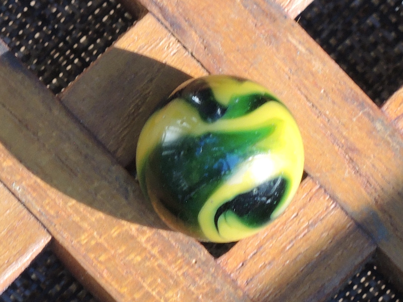 5/8” PELTIER Translucent Green & Aventurine, Yellow EARLY MILLER SWIRL Marble~UV
