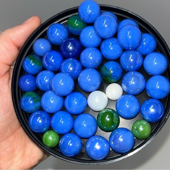 40+ Vintage Glass Marbles Shiny Glossy Blue Green White Solid Colour Lot Swirls