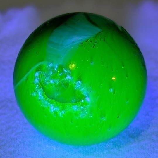 Antique German Handmade Uranium Glass Slag Marble Shooter 7/8” .88” UV Glow