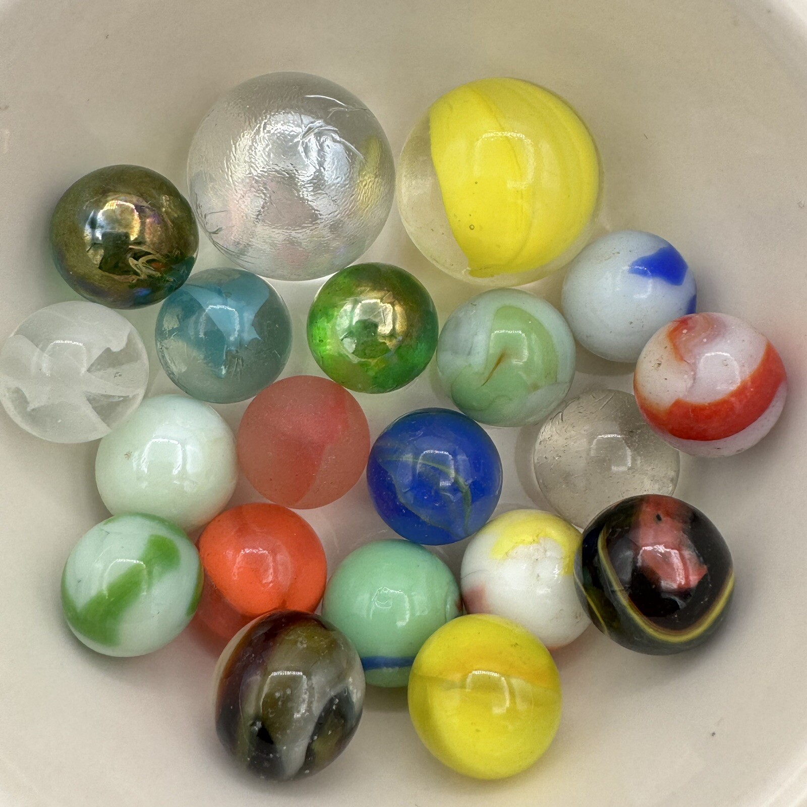 Vintage Marble Lot Of MARBLES UV Reactive Cadmium Uranium Lot #64