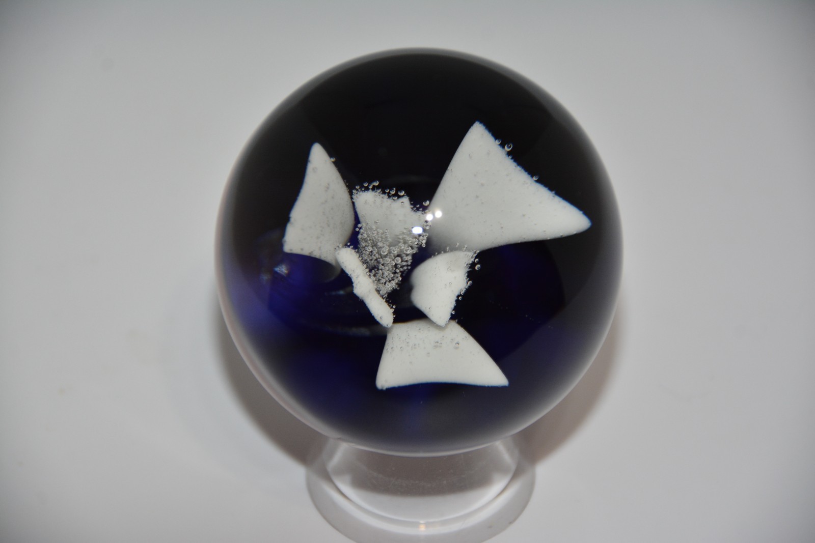Contemporary art glass handmade borosilicate “flower” marble 2.153 inches tall
