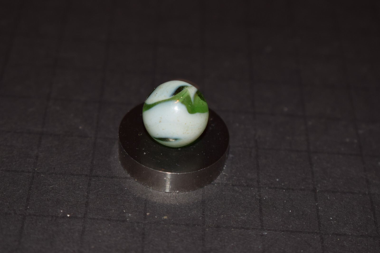 Vintage Ravenswood🌿Olive Green Base🌿Simi Transparent Marble Size .593″ MINT