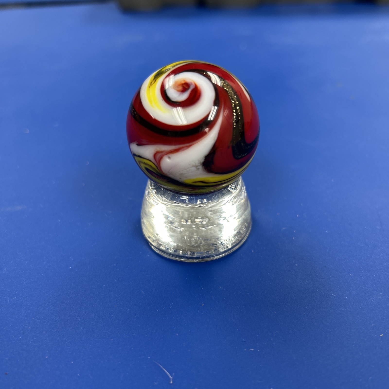 Stunning contemporary swirl marble #945