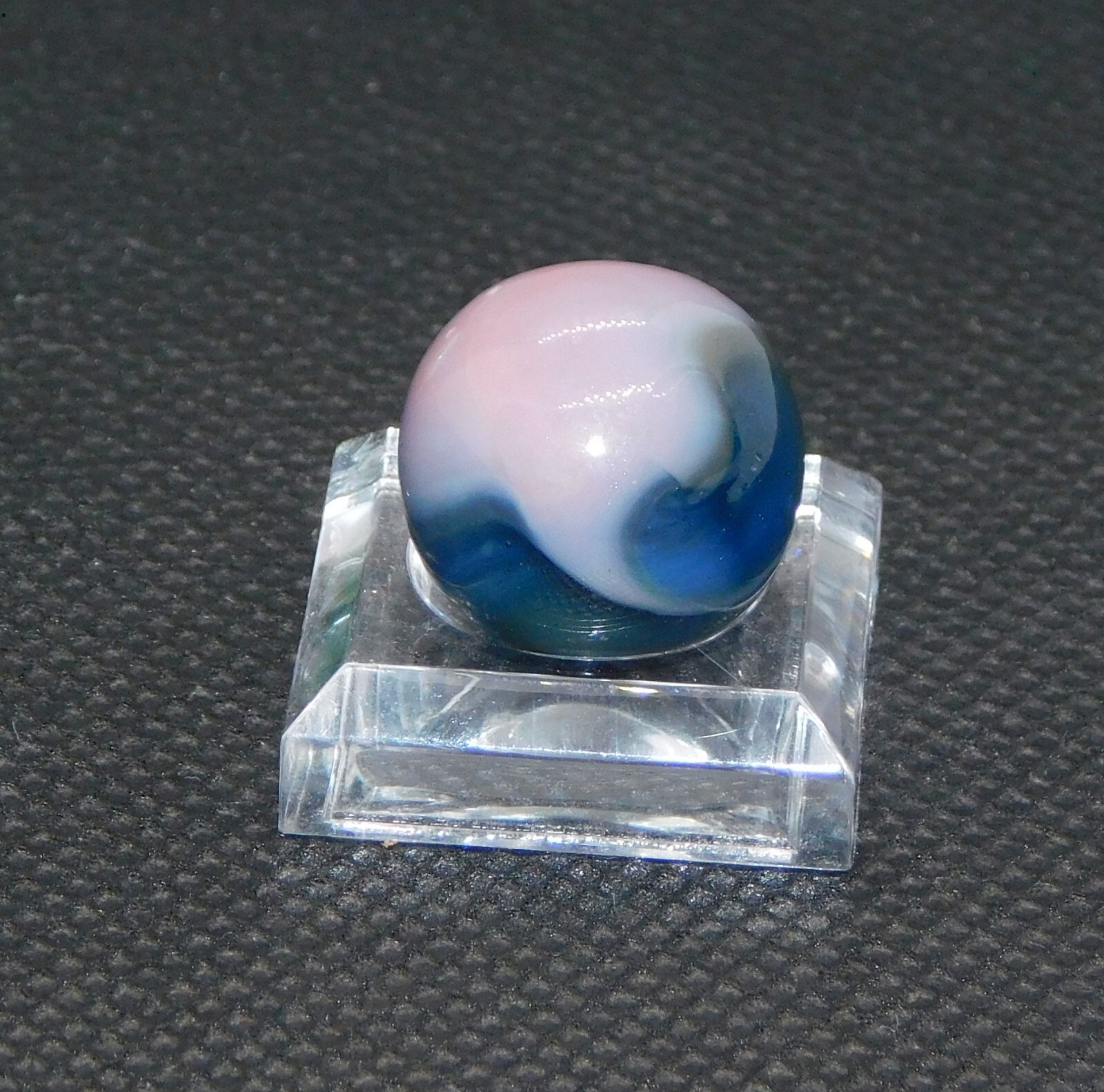 Vintage Marble Opaque Purple in Transparent Blue Swirl Patch 0.59″ (#8-03)