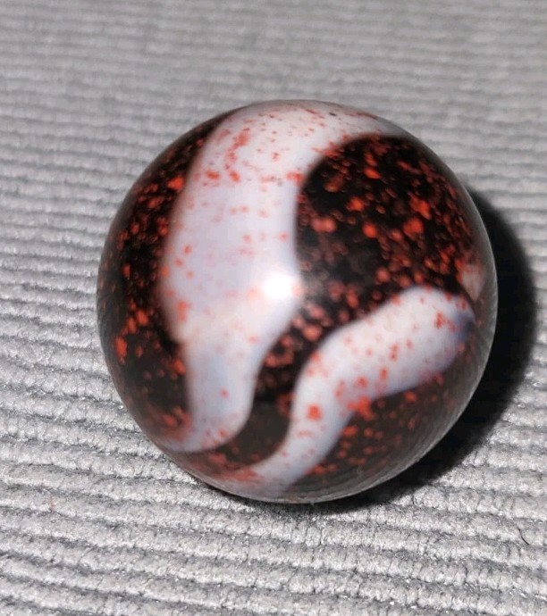 Vacor Early Marble Boulder Black Panther 1 3/8″ Black Base Blue Patch Hobby