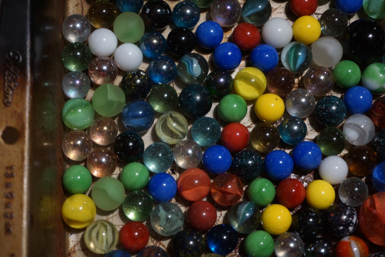 Vintage Marbles in wood box!!!