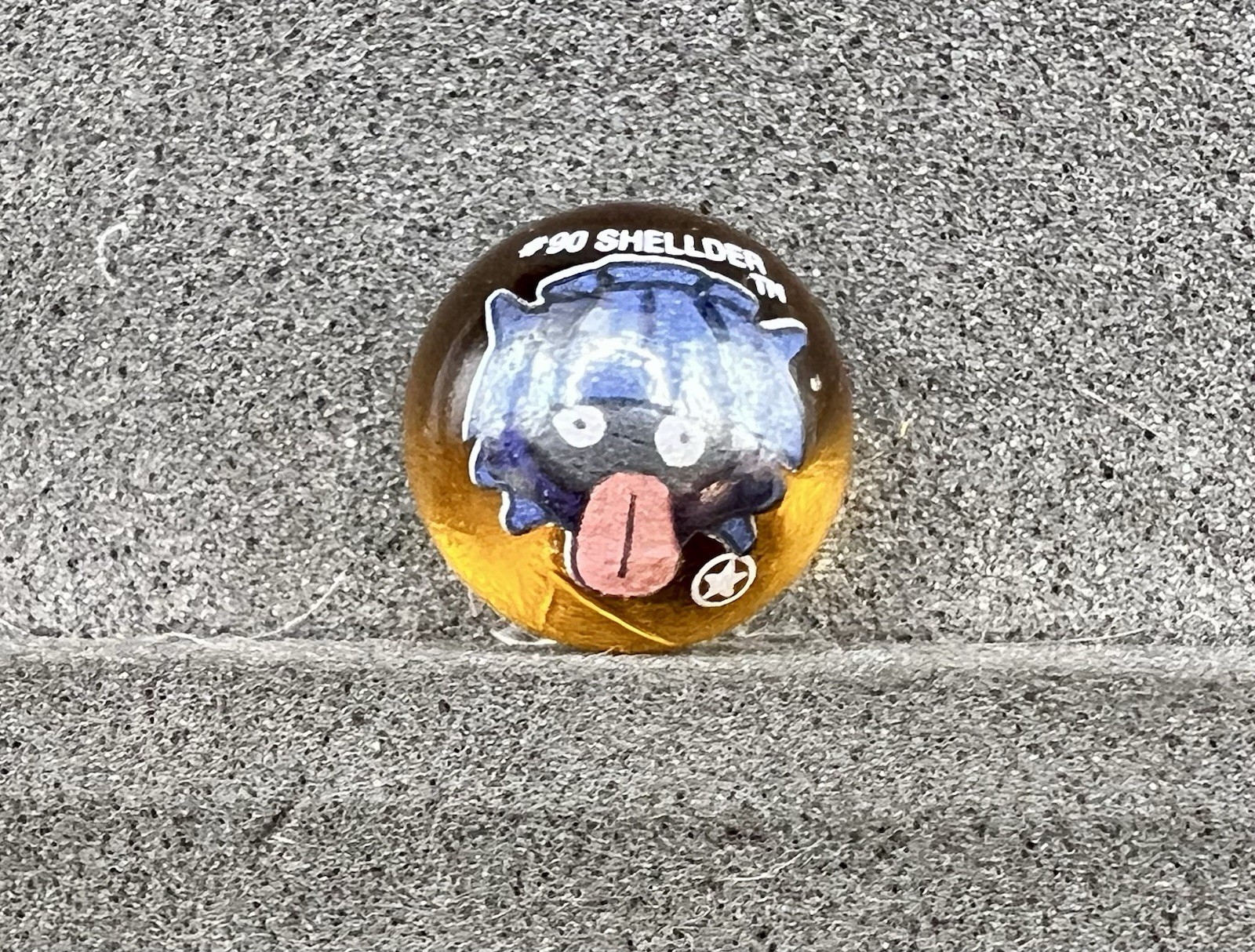 RARE ToyBiz 1st Edition Star Shellder Pokemon Marble