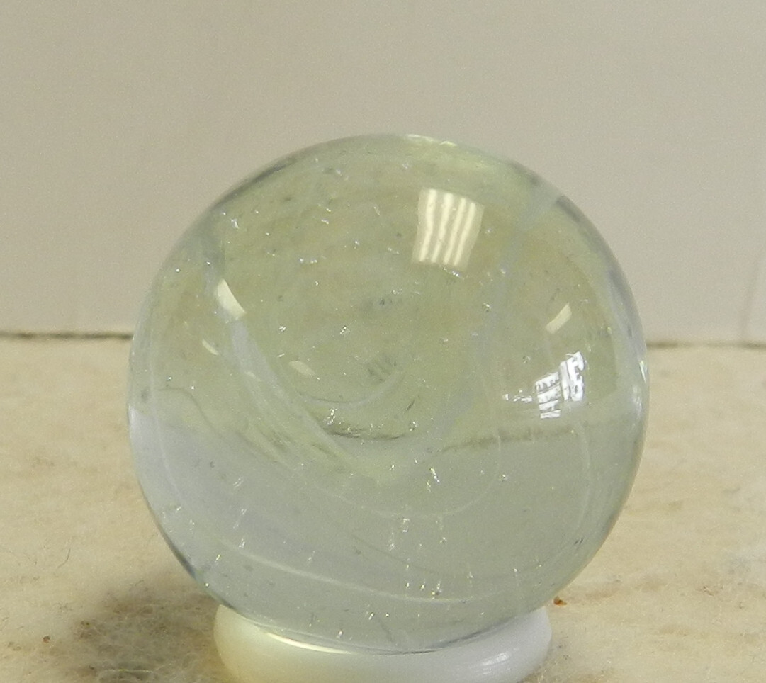 #16377m Faint But Cool Vitro Agate Horseshoe Cat’s Eye Shooter Marble .90 In