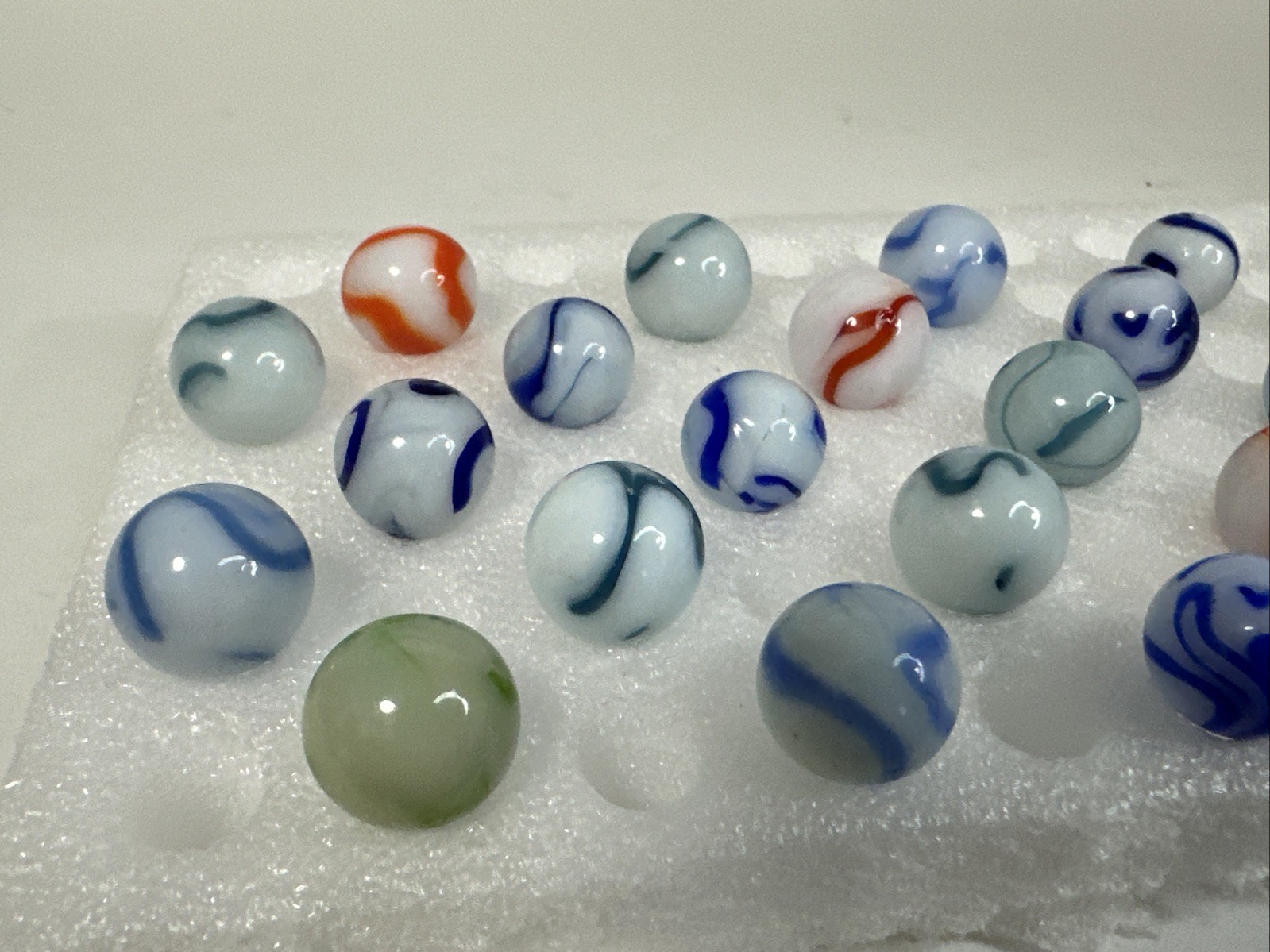118 Lot Of 25 Vintage Alley Agate Swirls!