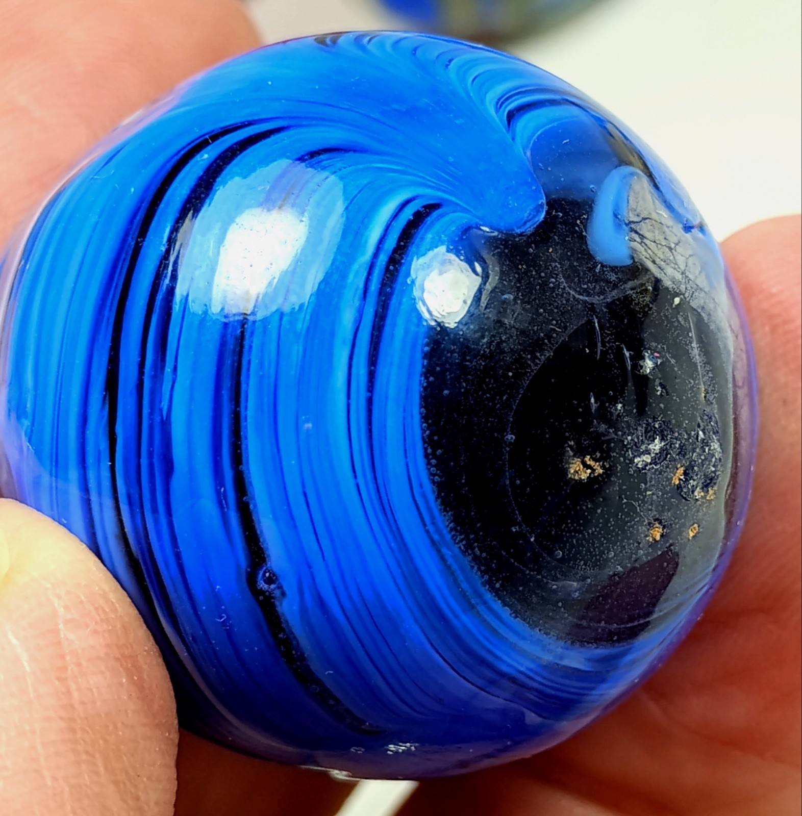 Antique German Onionskin Swirl Marble Blue & White | UV Reactive
