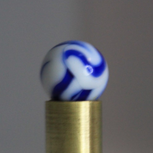 PELTIER GLASS MARBLE BLUE RACER SNAKE OPAQUE WHITE 5/8″ VINTAGE FLAME SPIRAL TOY