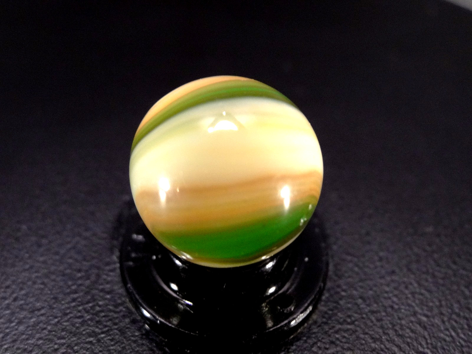AKRO AGATE TRANSLUCENT ” 4 ” UNIQUE COLORS rare VHTF Awesome Akro 🌟👍