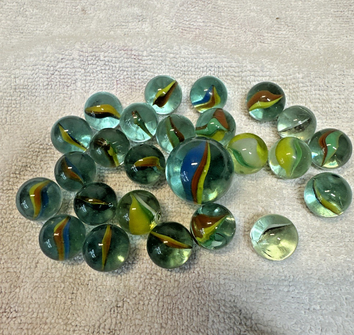 Vintage Glass Marble Lot Big Foot Cat’s Eye Swirl Shooter Collectible 25 Pcs