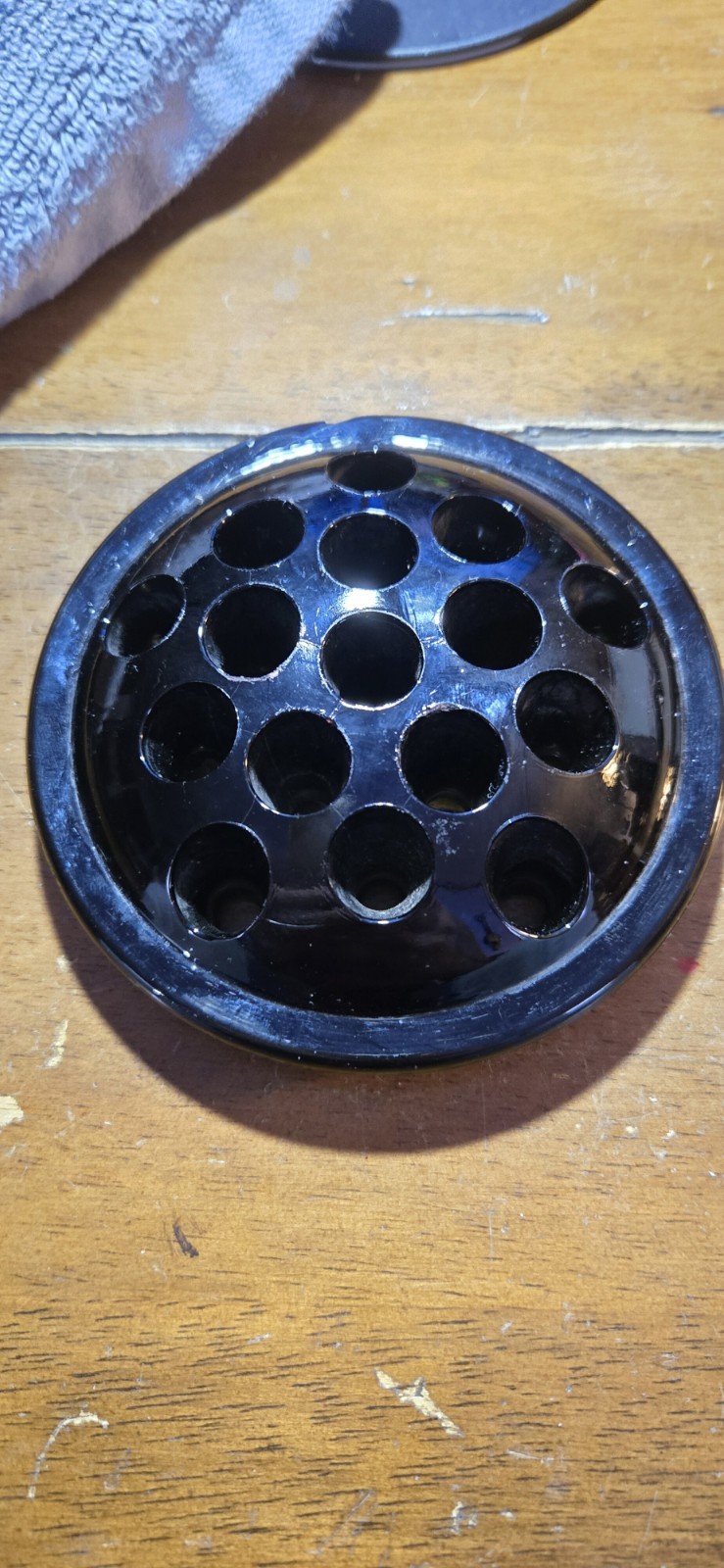 Six Master Marbles with 16-hole Black Frog